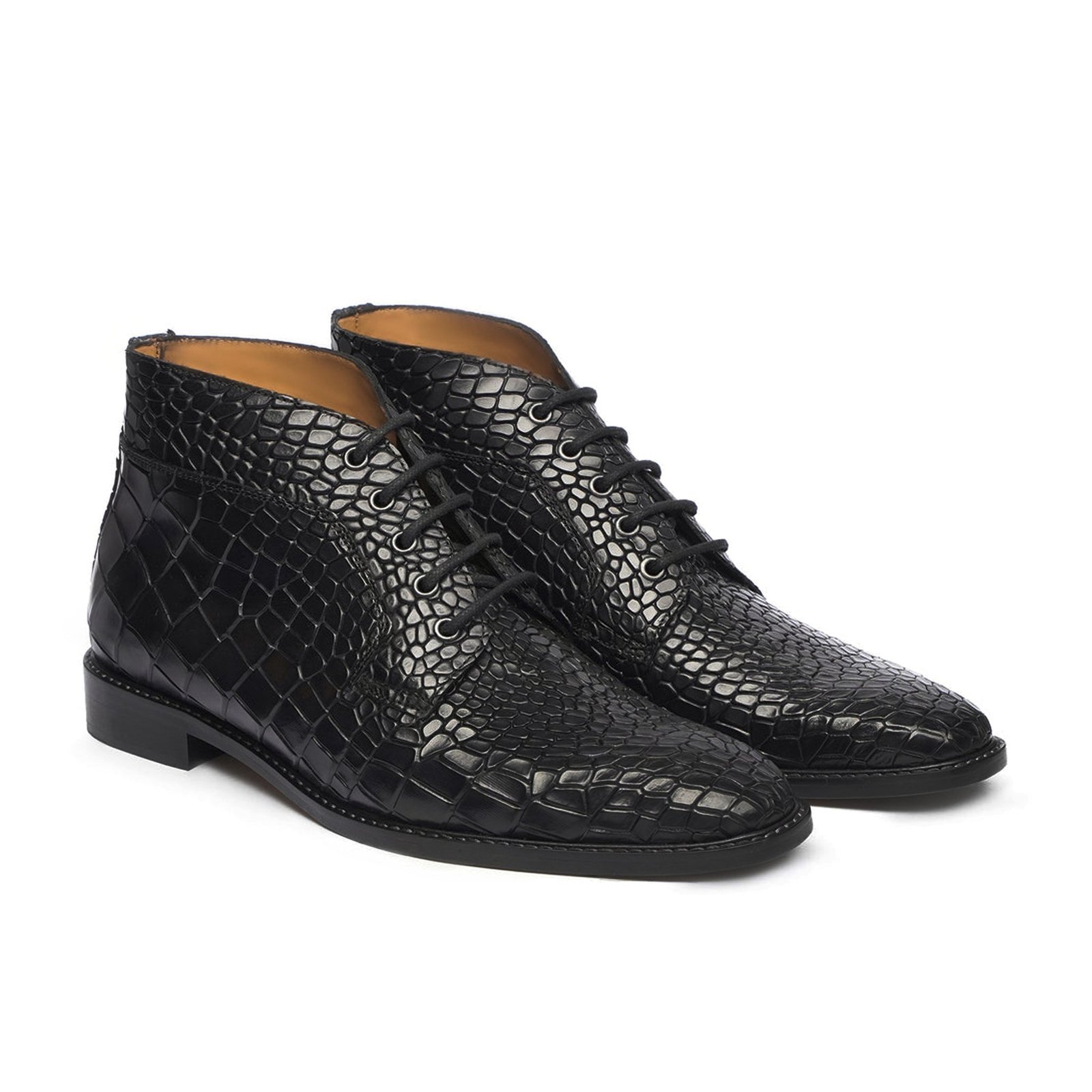 Preston 2 Men's Black Calf Leather Chukka Boot
