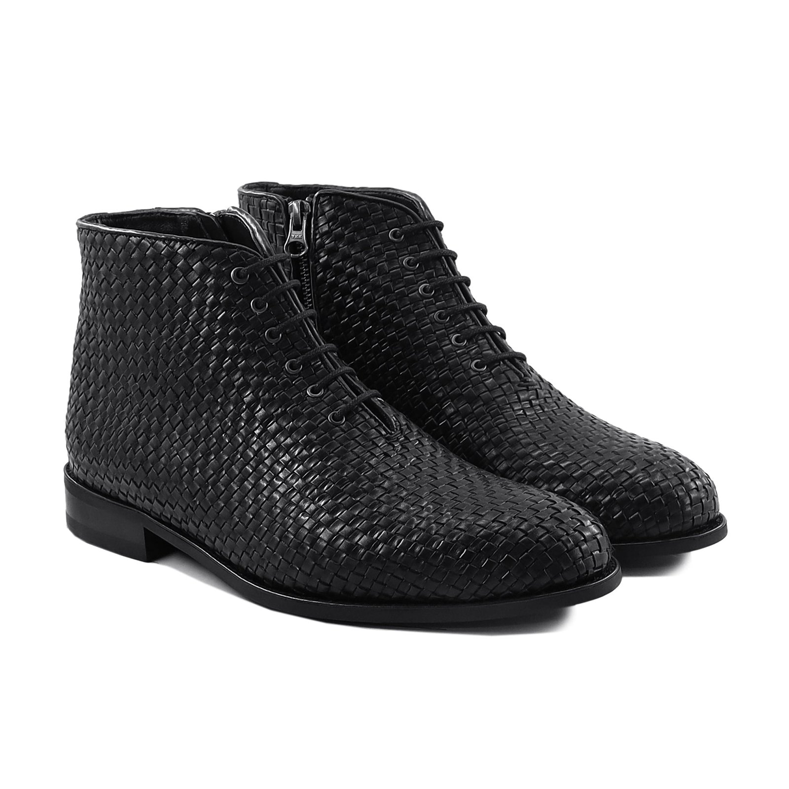 Calvert 4 Men's Black Hand Woven Calf Leather Chukka Boot